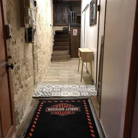 De Charme Au Pied De La Cathedrale Apartmán Laon